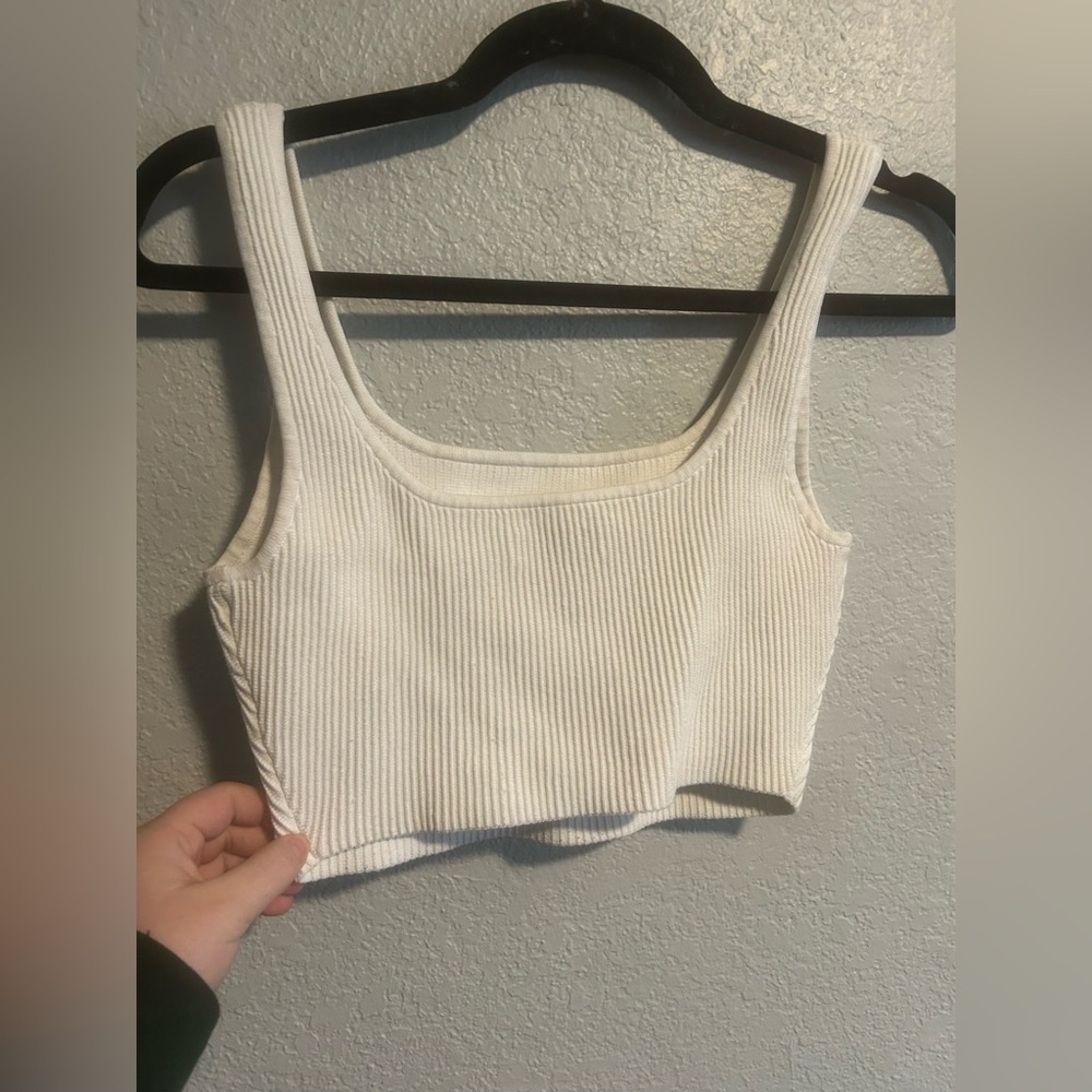 Aritzia babaton sculpt knit tank - Picture 6 of 6
